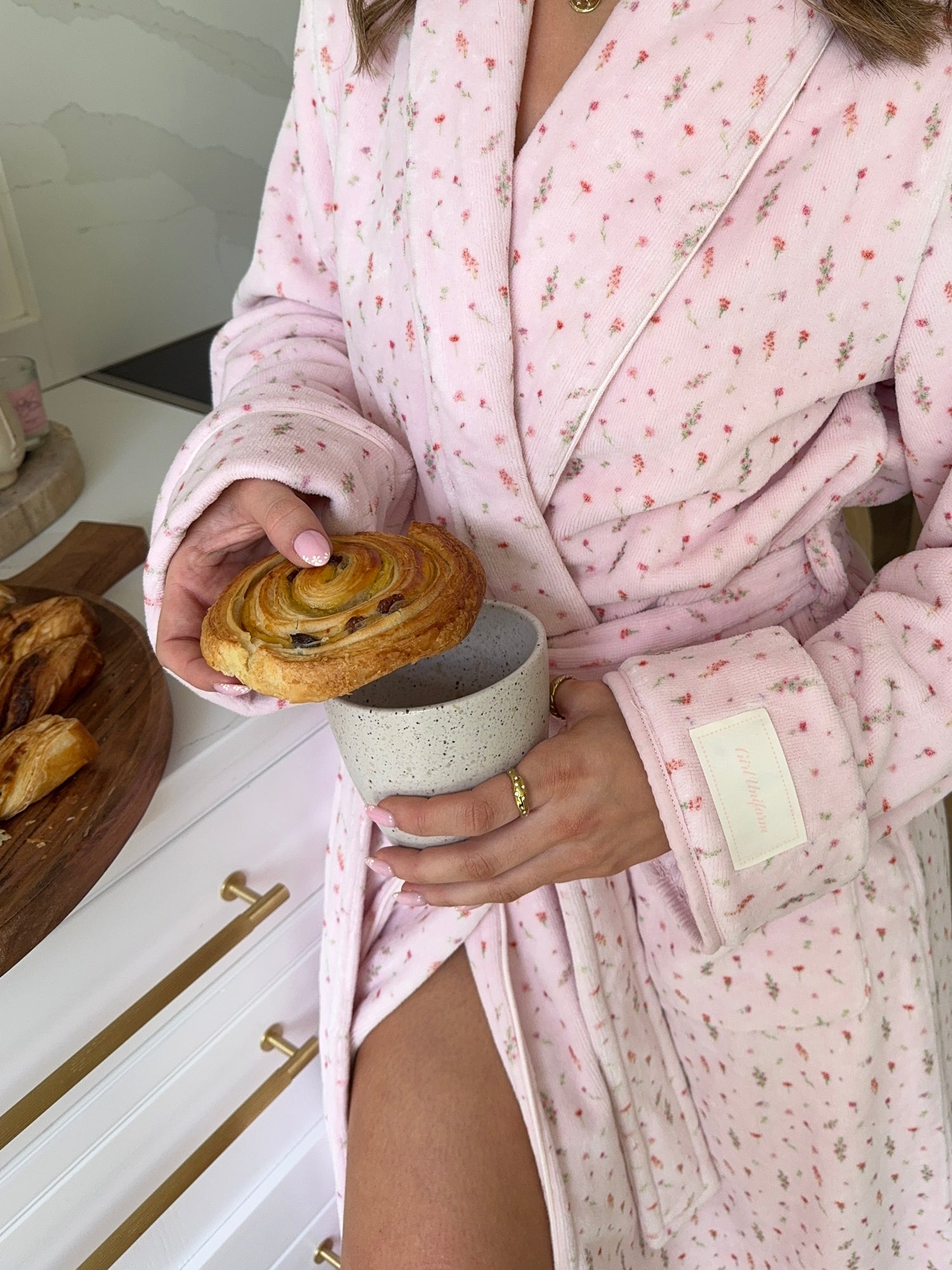 Ditsy Bathrobe in Pink